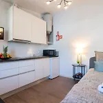 Apartment Host Wise - Impressive Restful