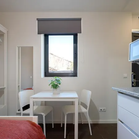 Host Wise - Impressive Restful Apartment *