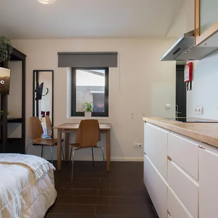 Apartment Host Wise - Impressive Restful Porto