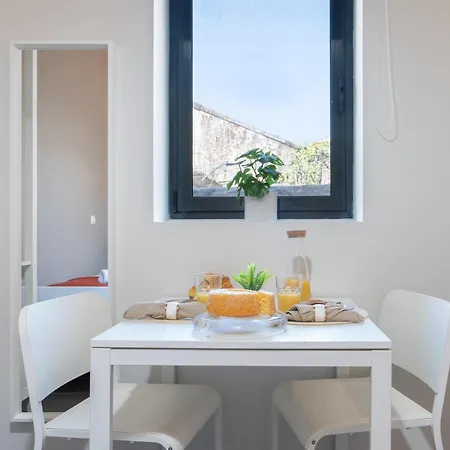 Host Wise - Impressive Restful Porto