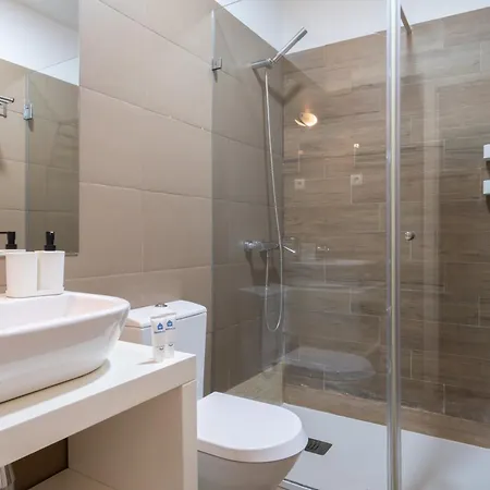 Apartment Host Wise - Impressive Restful Porto