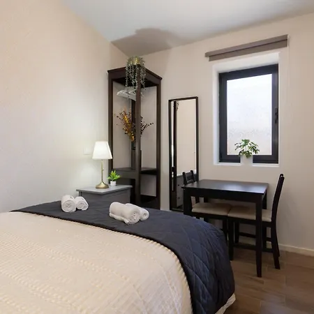 Host Wise - Impressive Restful Porto