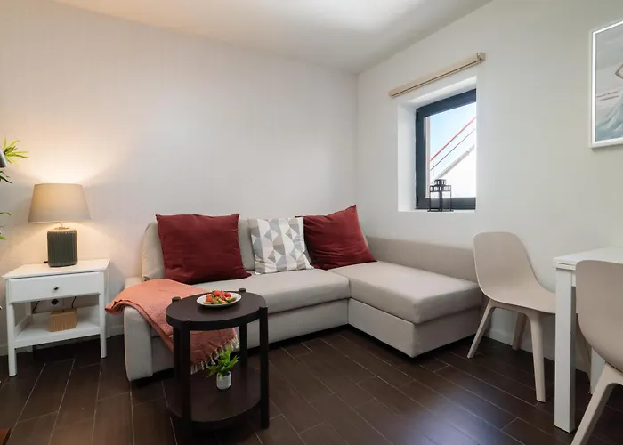 Host Wise - Impressive Restful