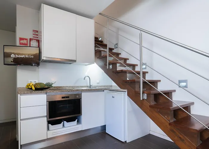 Host Wise - Impressive Restful Porto