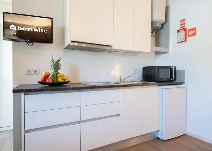 Host Wise - Impressive Restful *