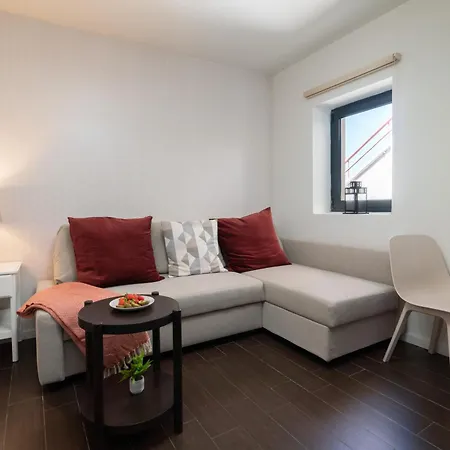 Host Wise - Impressive Restful